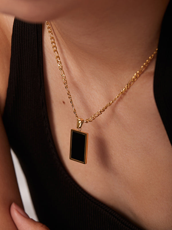 Polished Garment with an Effortless Classic Look