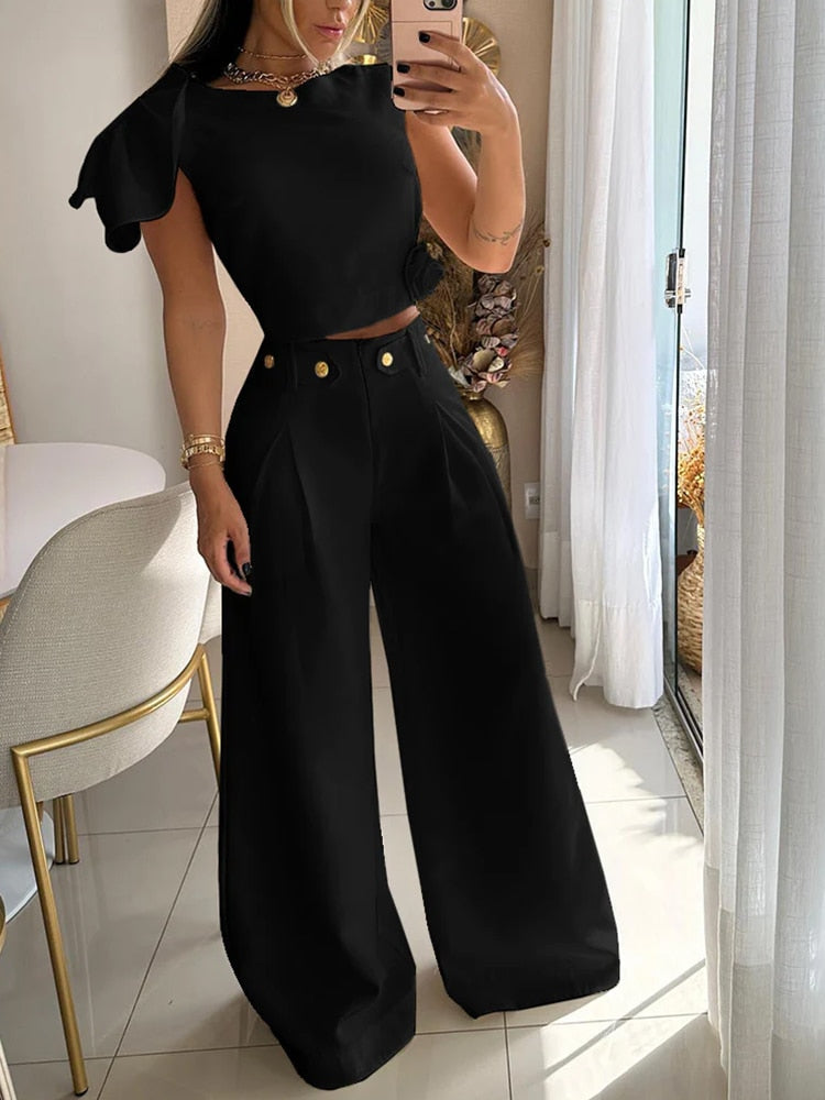 Polished Garment with an Effortless Classic Look