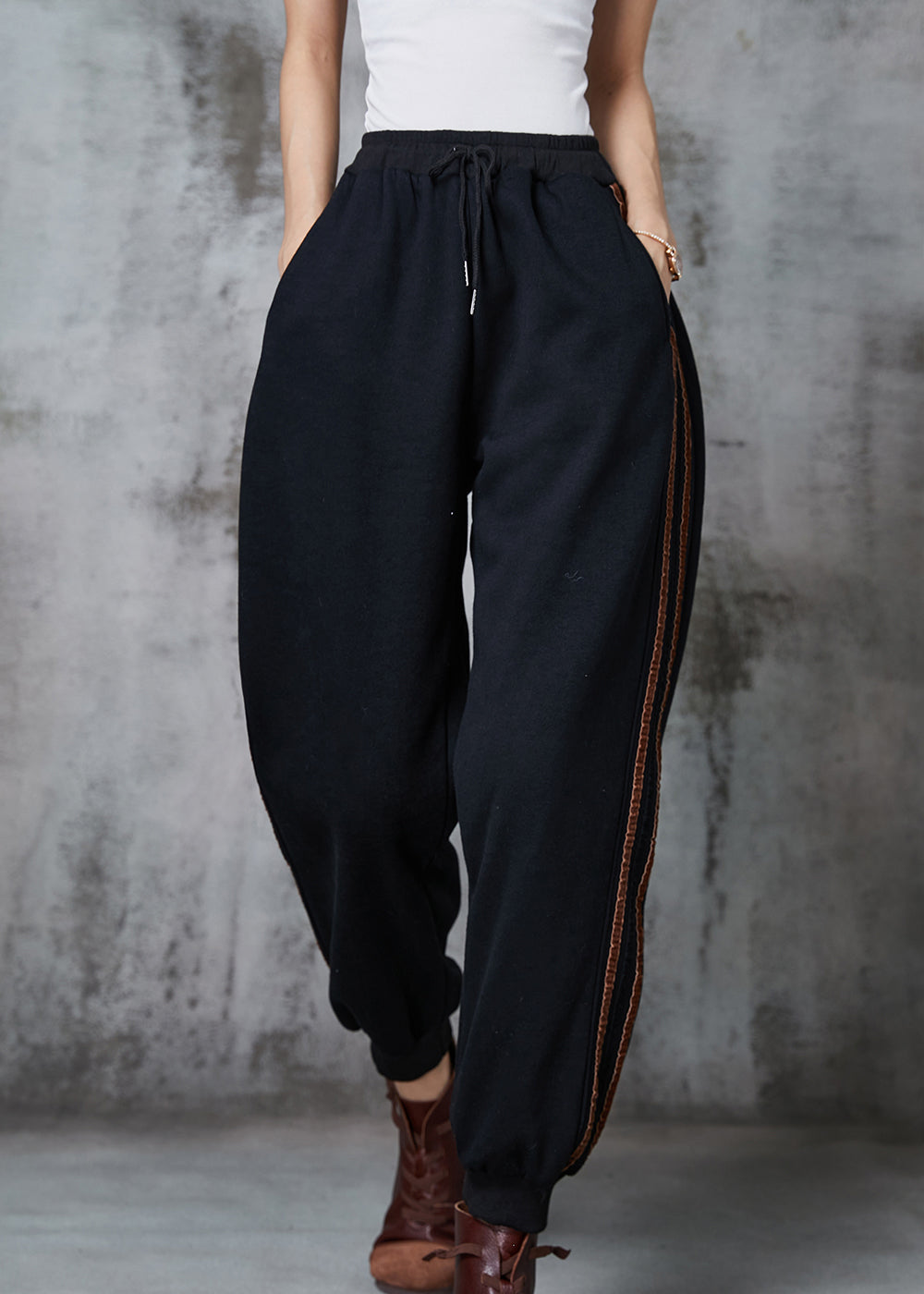 Beautifully Finished Pants in a Timeless Design
