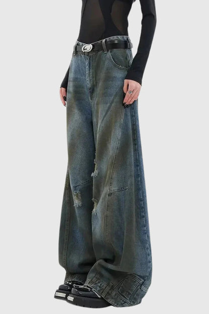 Sophisticated Garment with a Clean Classic Look