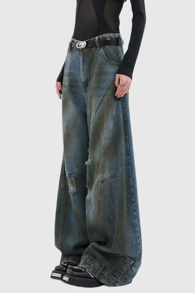 Sophisticated Garment with a Clean Classic Look