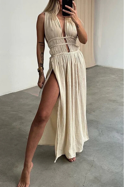 Effortlessly Elegant Dress with a Timeless Design