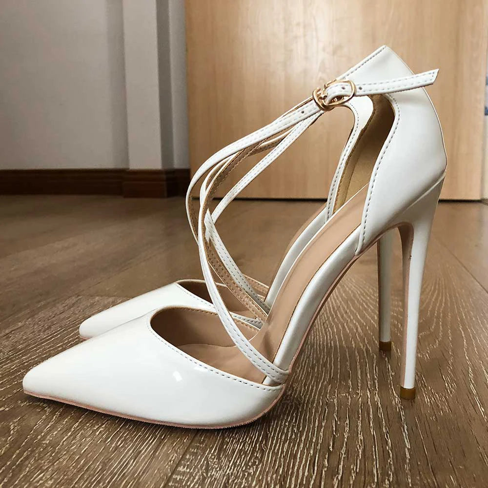 Sophisticated Garment with a Clean Classic Look