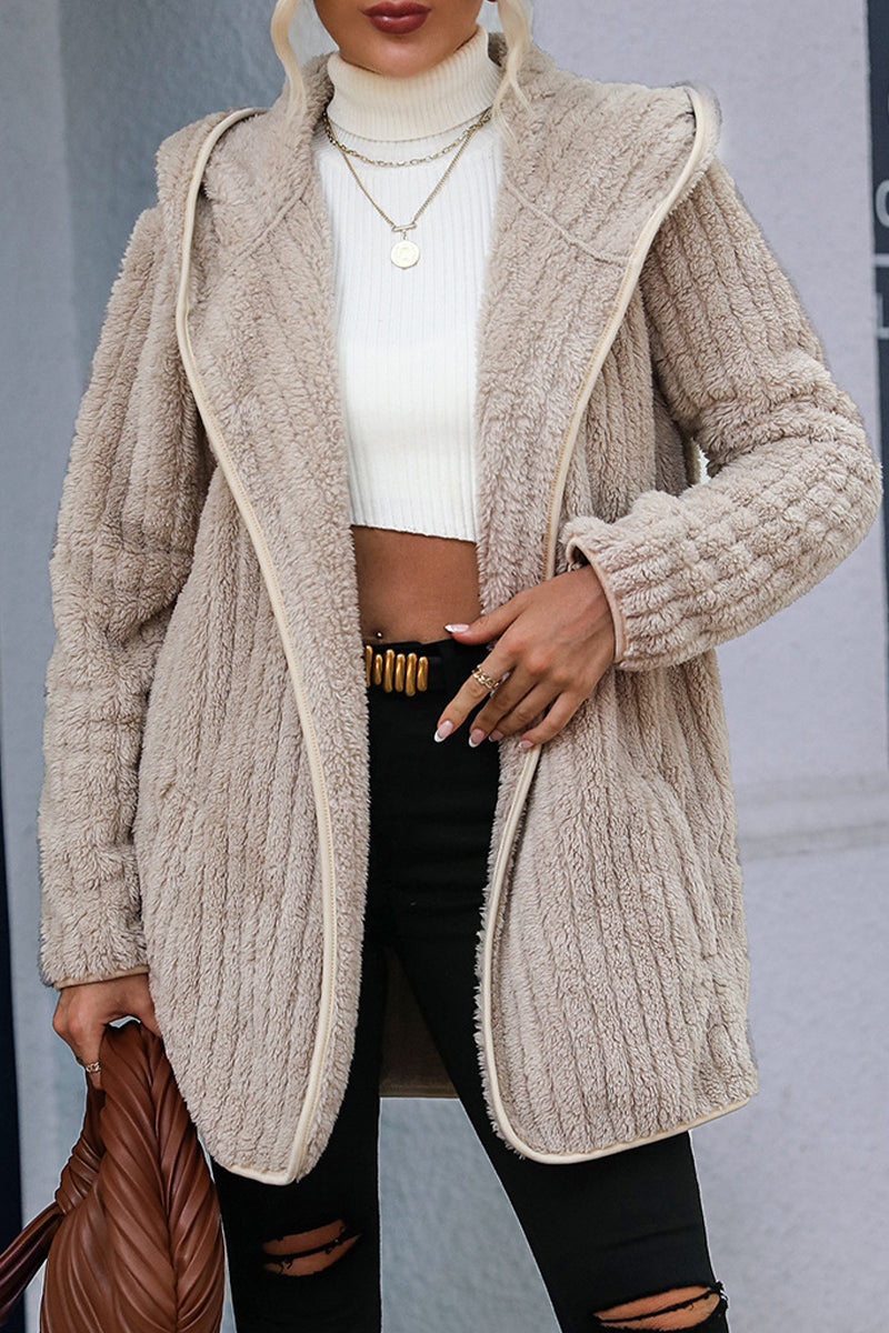 Gracefully Styled Garment for Any Occasion