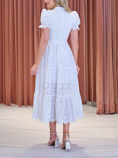 Beautifully Finished Dress in a Timeless Design