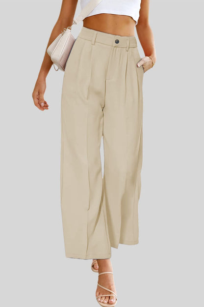 Effortlessly Elegant Garment with a Timeless Design