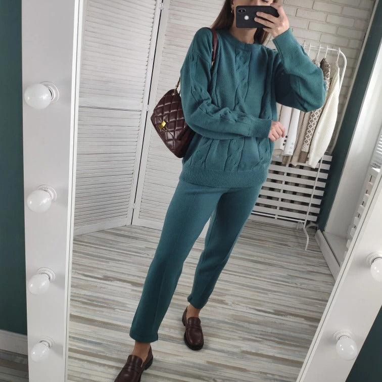 Polished Sweater with an Effortless Classic Look