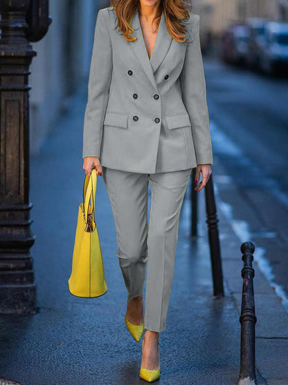 Classic Vintage Pants with a Flattering Fit