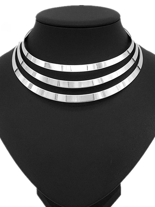 Beautifully Finished Garment in a Timeless Design