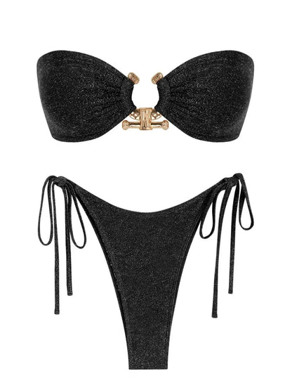 Well Tailored Swimsuit with a Graceful Silhouette
