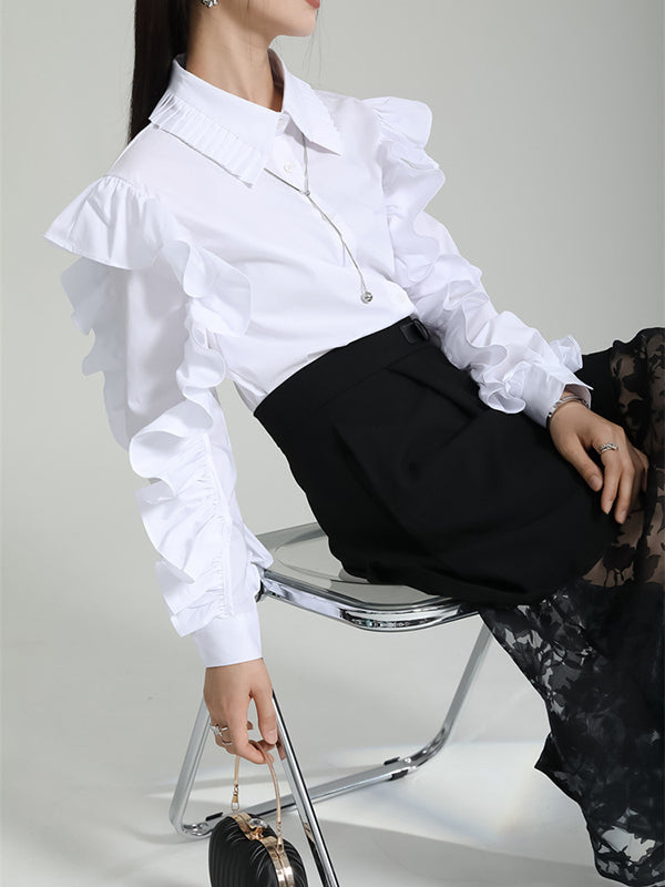 Sophisticated Blouse with a Clean Classic Look