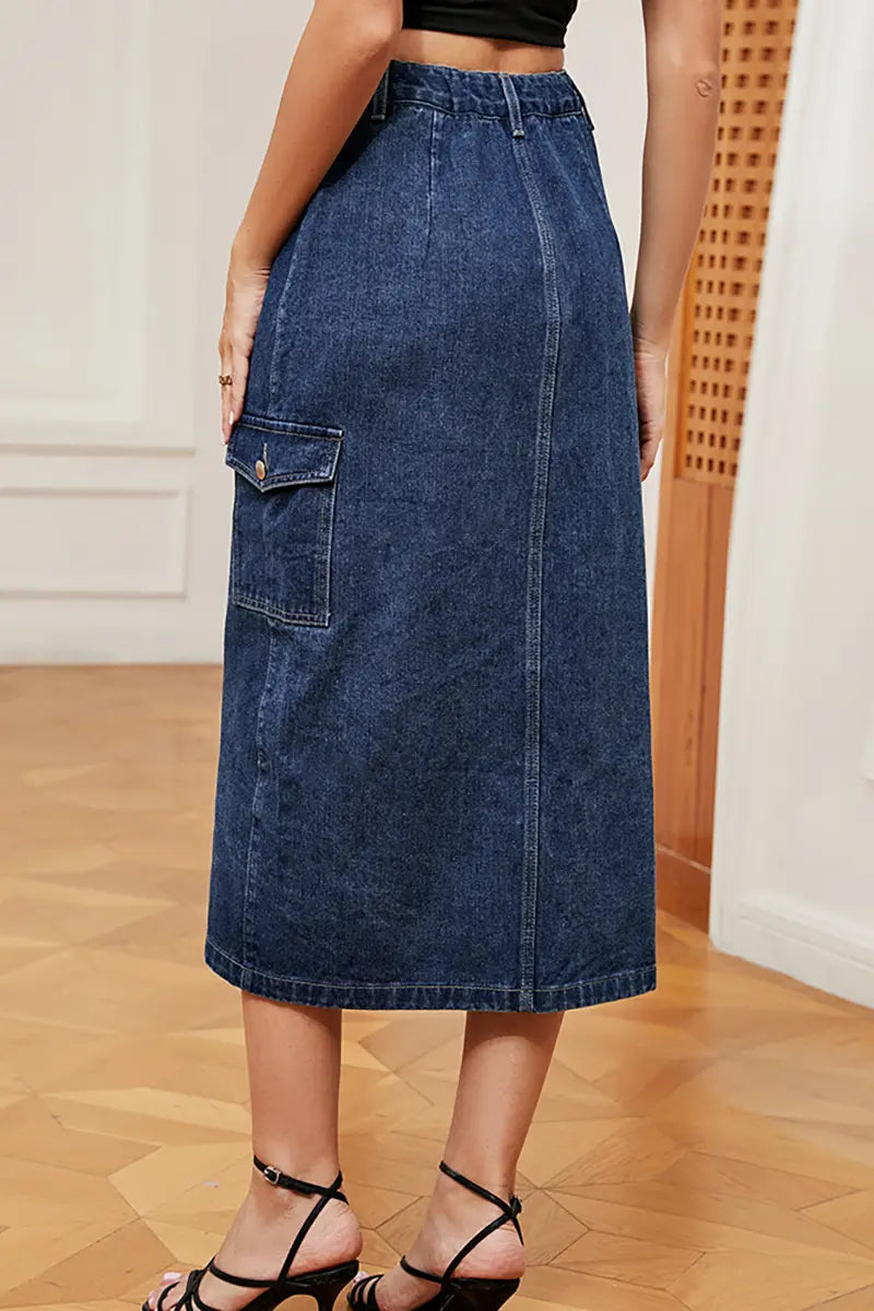 Gracefully Styled Garment for Any Occasion