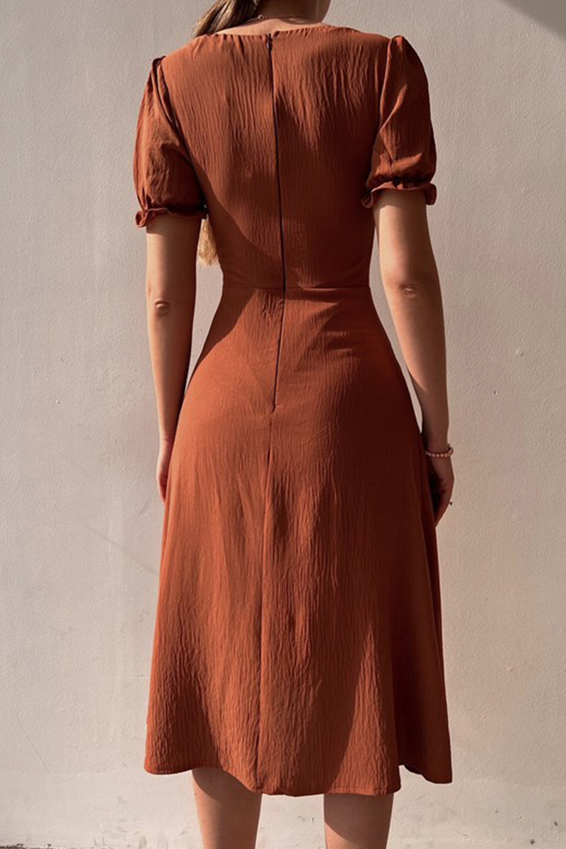 Classic Vintage Dress with a Flattering Fit
