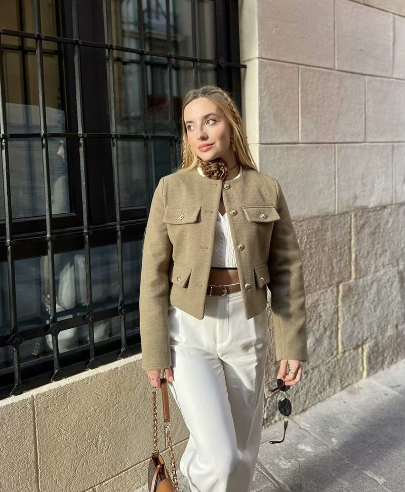 Polished Jacket with an Effortless Classic Look