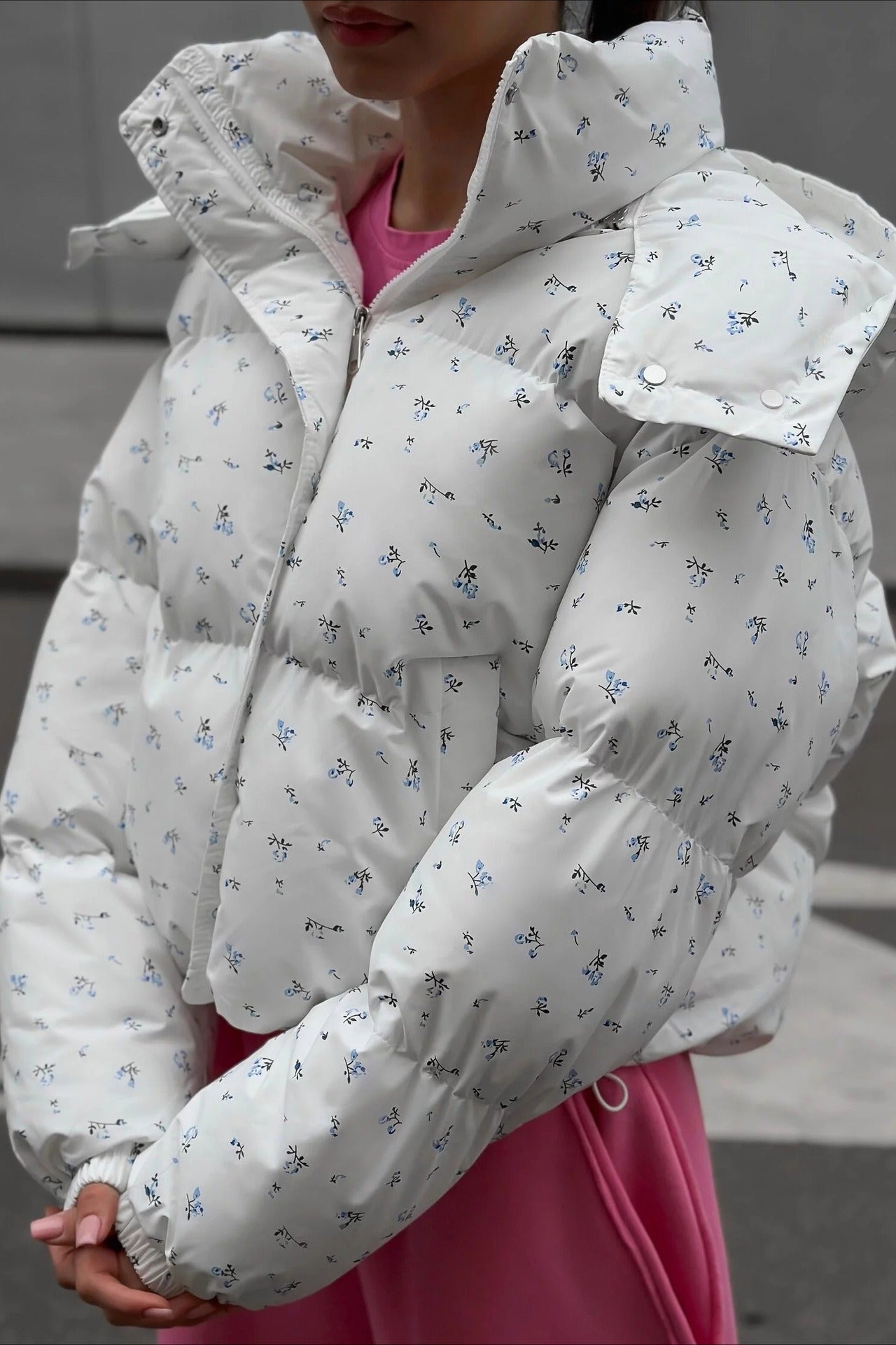 Effortlessly Elegant Jacket with a Timeless Design