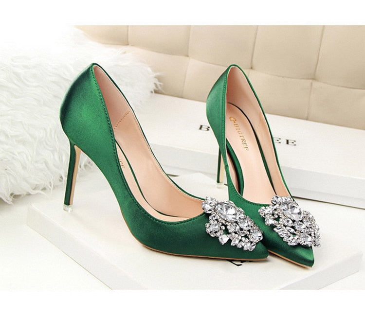 Elegantly Styled Heels for Everyday Wear