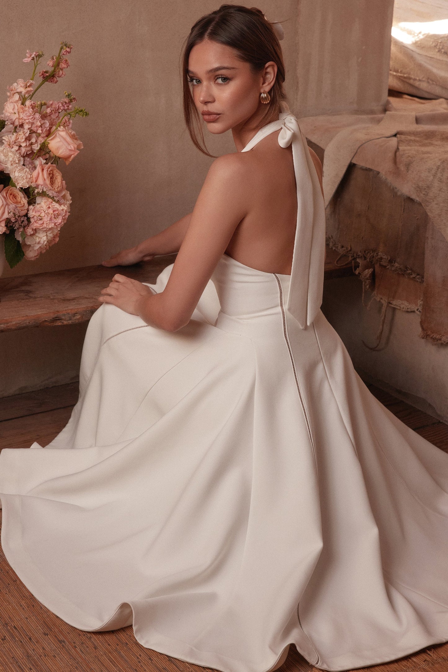 Beautifully Crafted Dress in a Classic Style