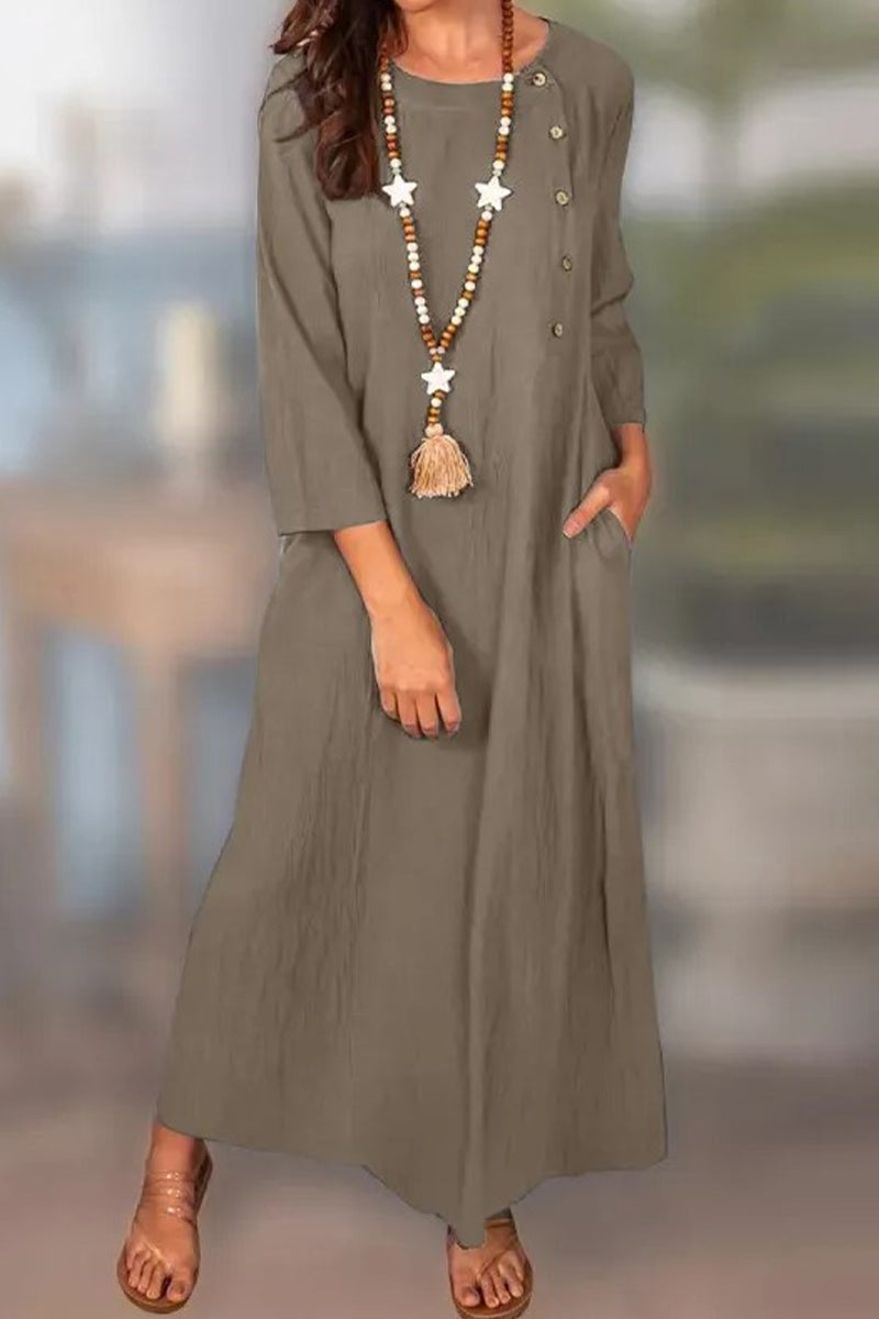 Sophisticated Dress with a Clean Classic Look