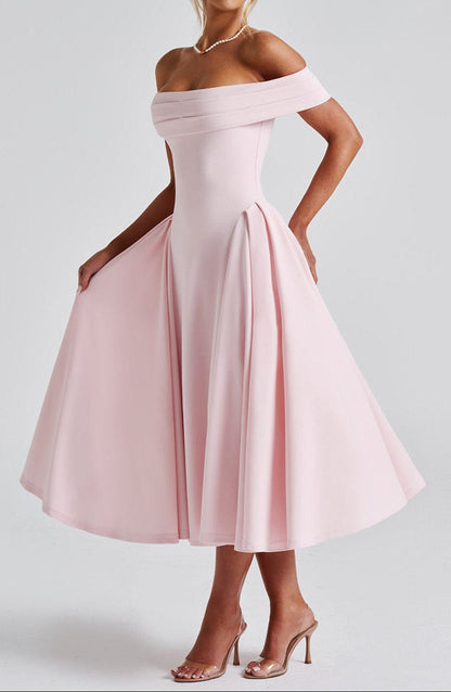 Classic Vintage & Enduringly Stylish Dress