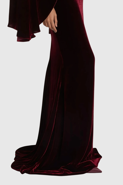 Gracefully Styled Garment for Any Occasion