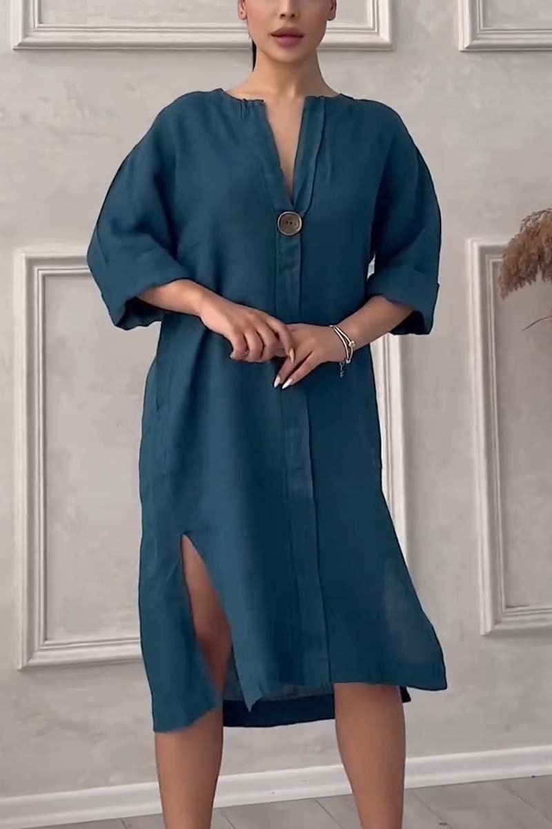 Sophisticated Dress with a Clean Classic Look