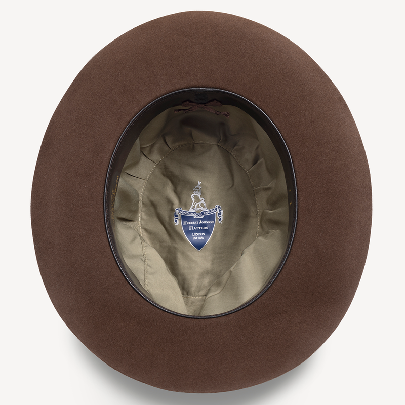 Beautifully Finished Garment in a Timeless Design