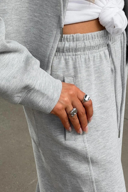 Elegantly Styled Pants for Everyday Wear