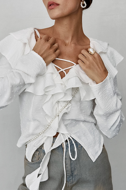 Sophisticated Blouse with a Clean Classic Look