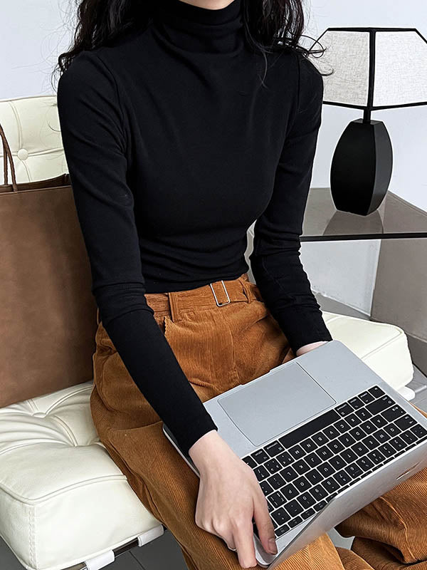 Gracefully Styled T-Shirt for Any Occasion