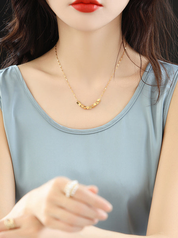 Classic Vintage & Enduringly Stylish Top