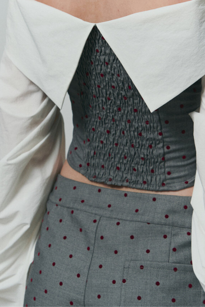 Classic Vintage Pants with a Flattering Fit