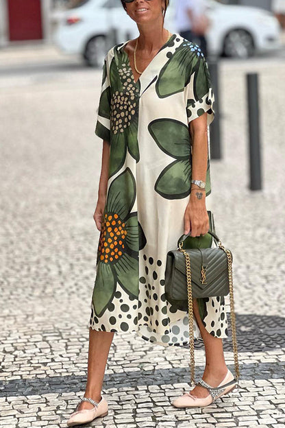 Well Tailored Dress with a Graceful Silhouette