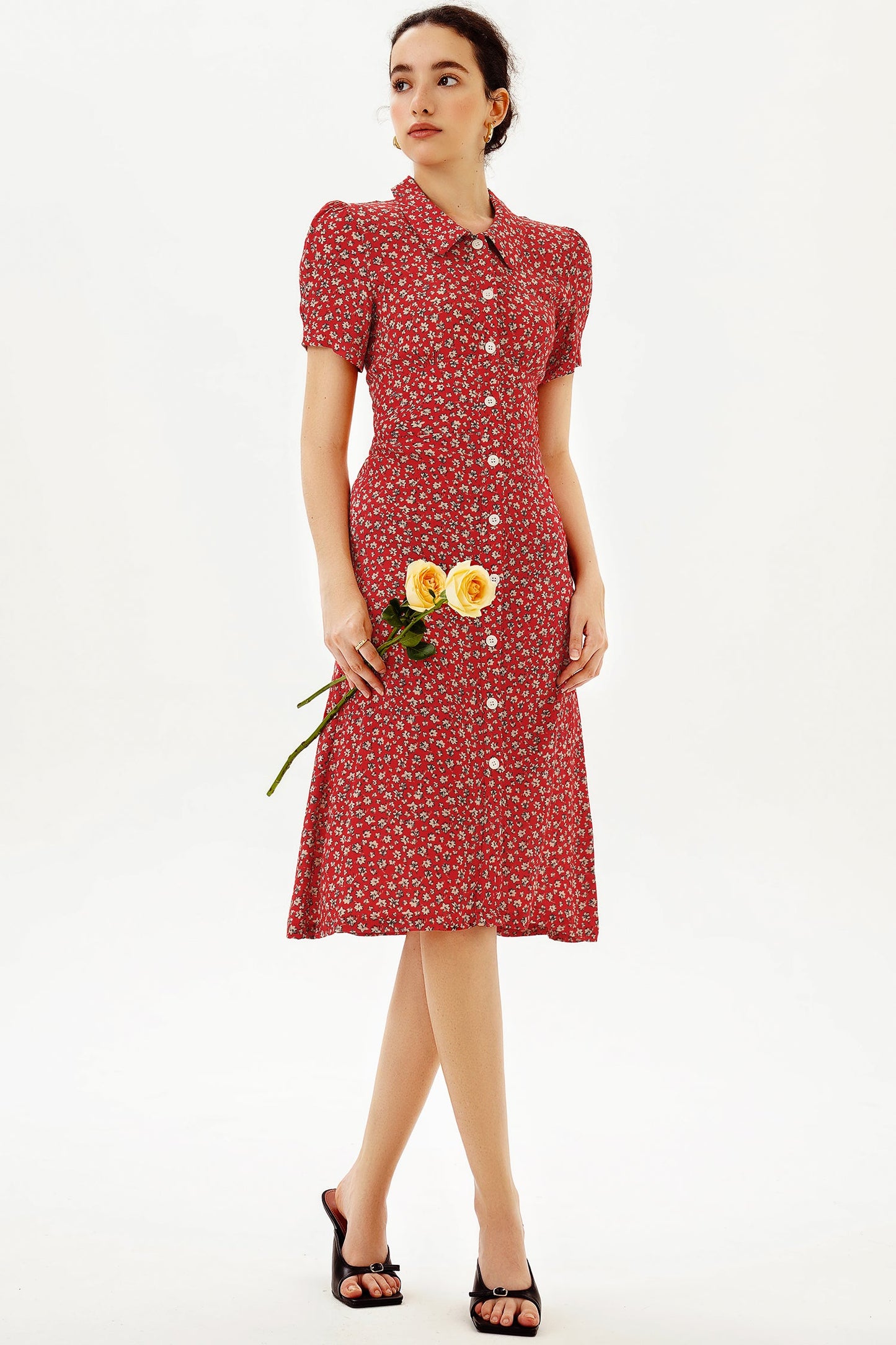 Beautifully Crafted Dress in a Classic Style