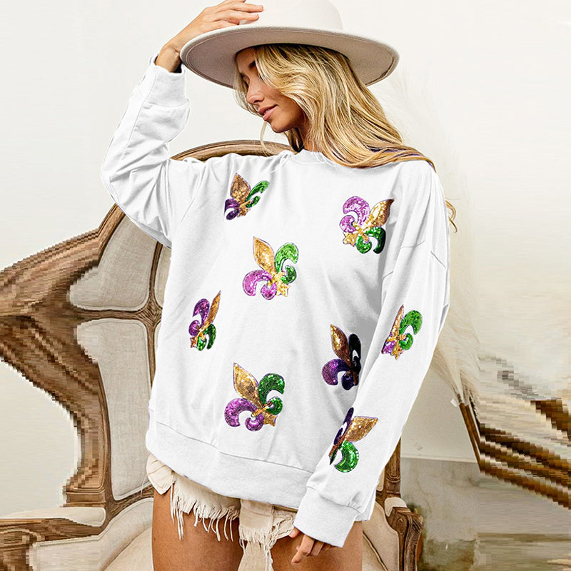 Classic Vintage Sweater with a Flattering Fit