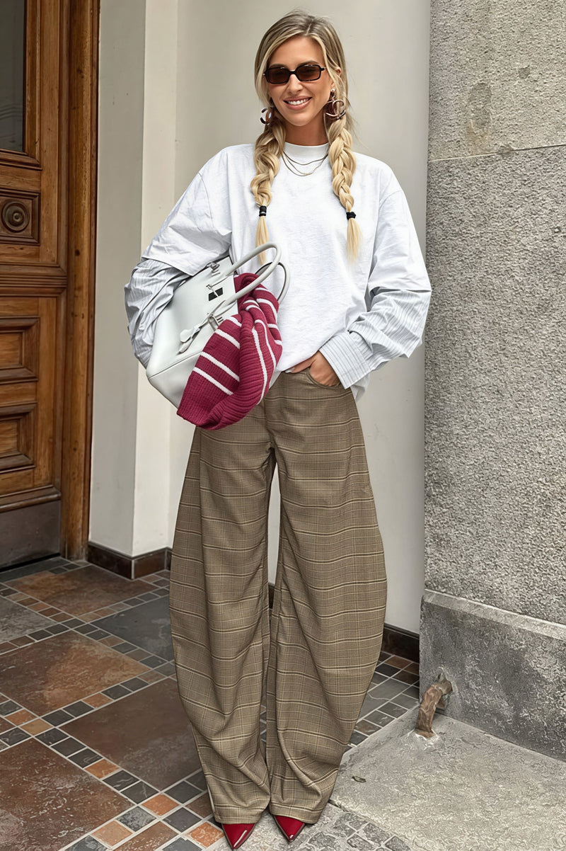 Well Tailored Pants with a Graceful Silhouette