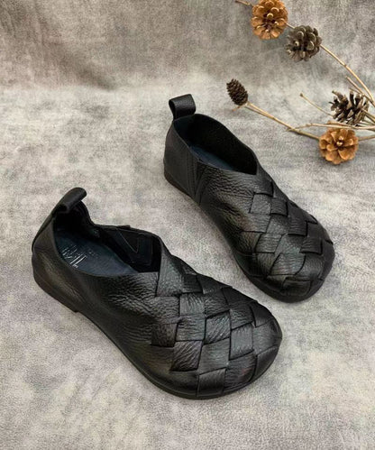 Elegantly Styled Shoes for Everyday Wear