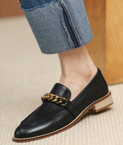 Well Tailored Garment with a Graceful Silhouette