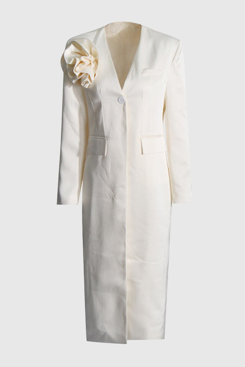 Gracefully Styled Coat for Any Occasion