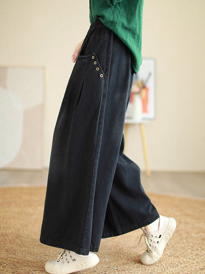 Well Tailored Trousers with a Graceful Silhouette