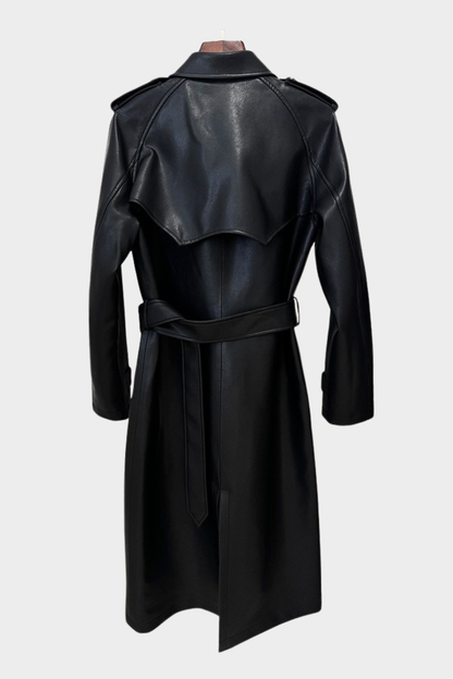 Beautifully Crafted Coat in a Classic Style