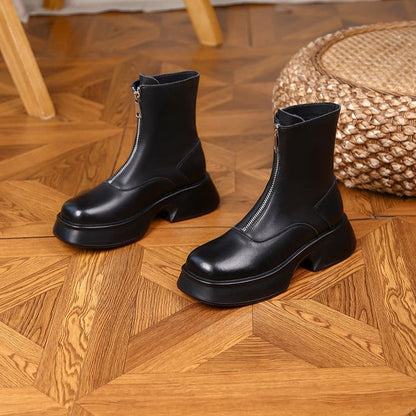 Elegantly Styled Boots for Everyday Wear