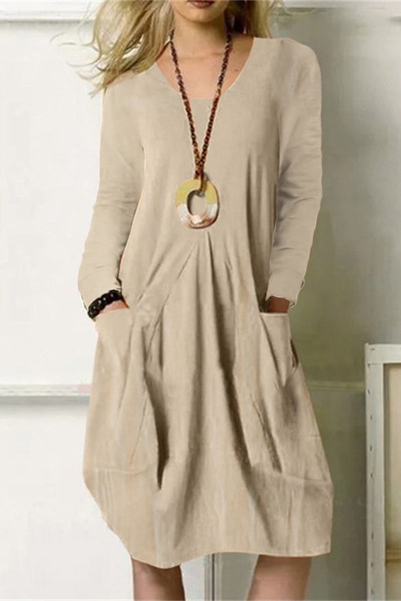 Effortlessly Elegant Dress with a Timeless Design