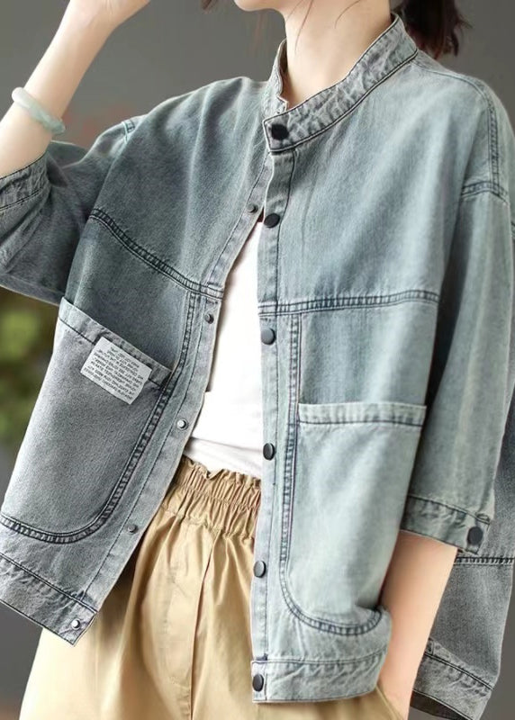 Gracefully Styled Jacket for Any Occasion