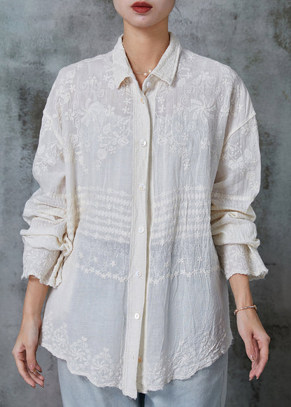 Beautifully Crafted Blouse in a Classic Style