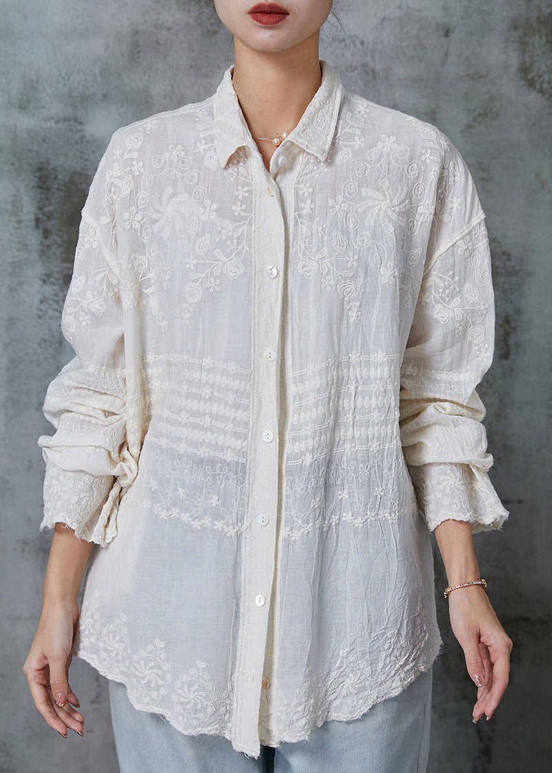 Beautifully Crafted Blouse in a Classic Style