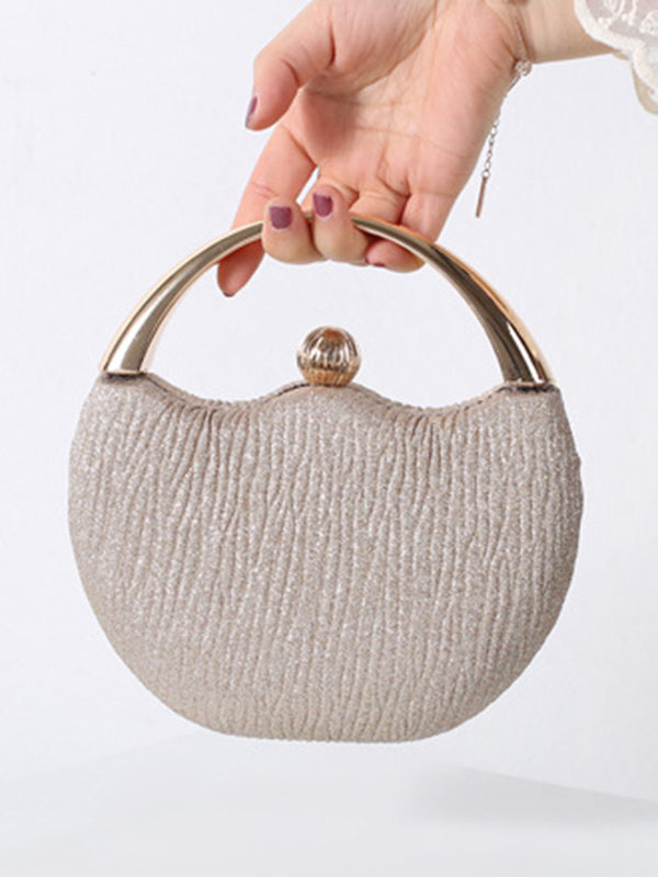 Gracefully Styled Bag for Any Occasion