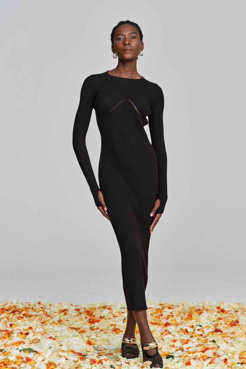 Classic Vintage Dress with a Flattering Fit