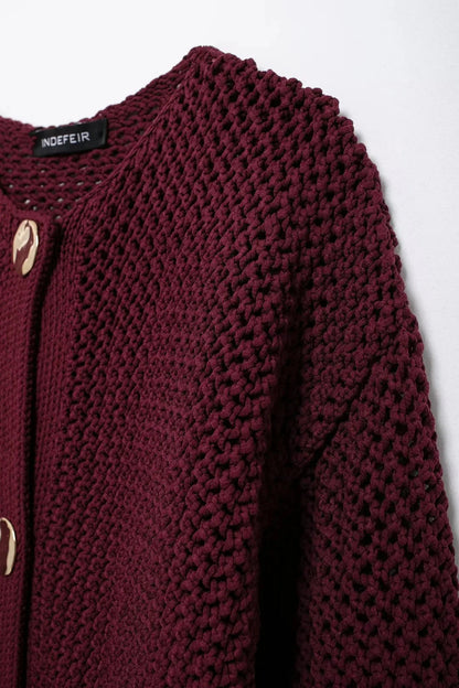 Effortlessly Elegant Cardigan with a Timeless Design