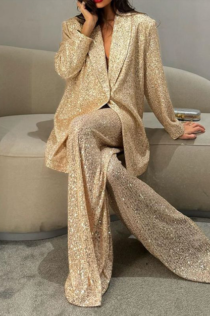 Effortlessly Elegant Garment with a Timeless Design