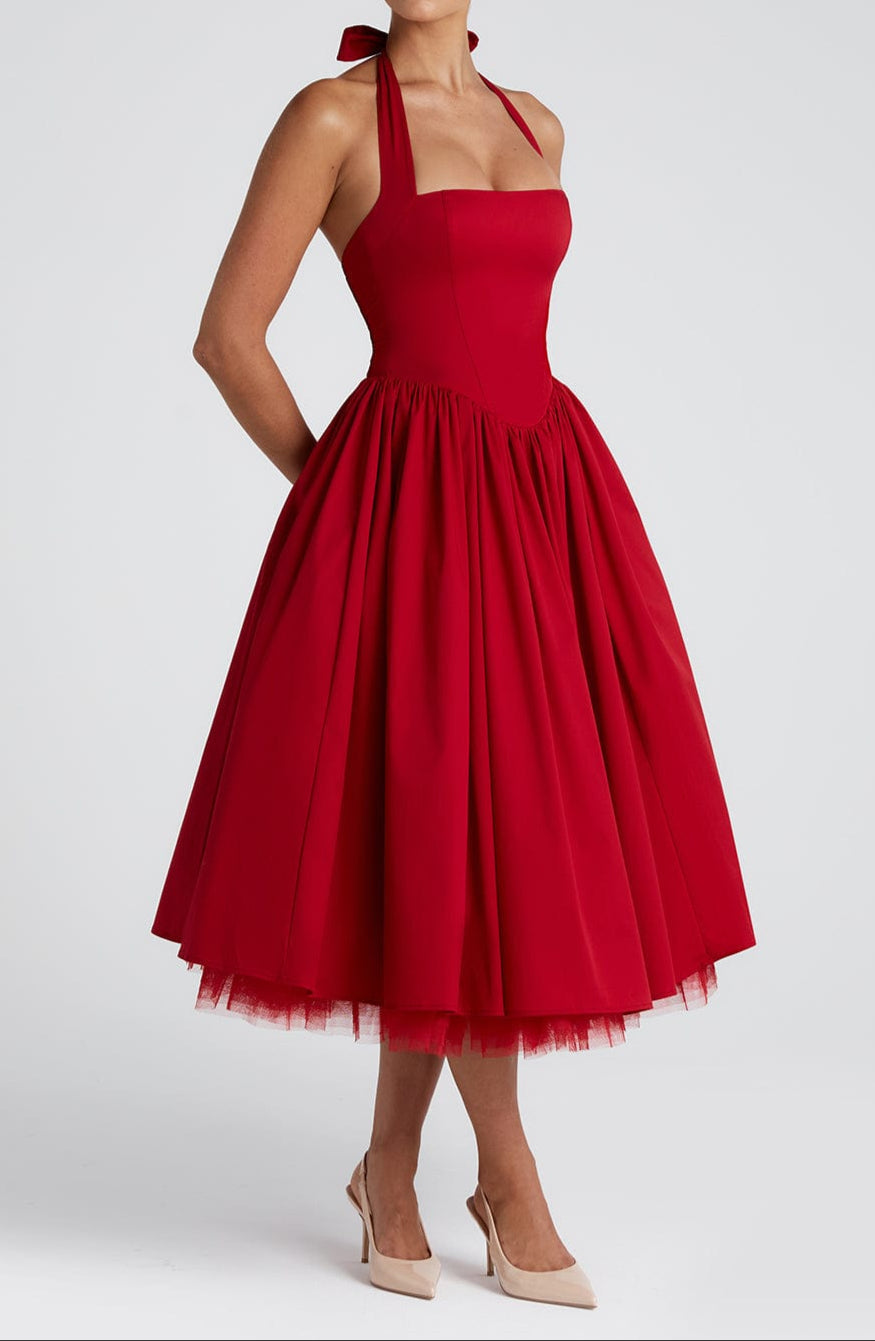Sophisticated Dress with a Clean Classic Look
